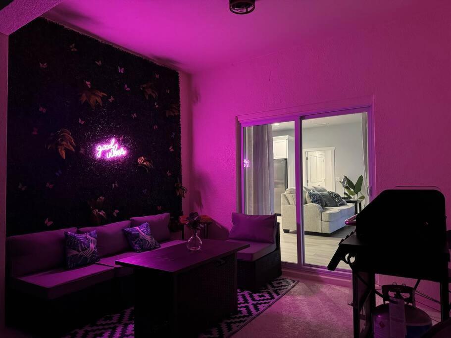Brand New Tampa Oasis With Private Jacuzzi Retreat Vila Lutz Exterior foto