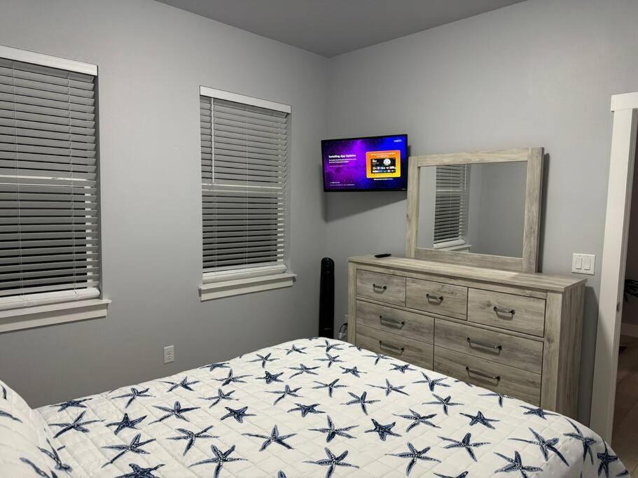 Brand New Tampa Oasis With Private Jacuzzi Retreat Vila Lutz Exterior foto