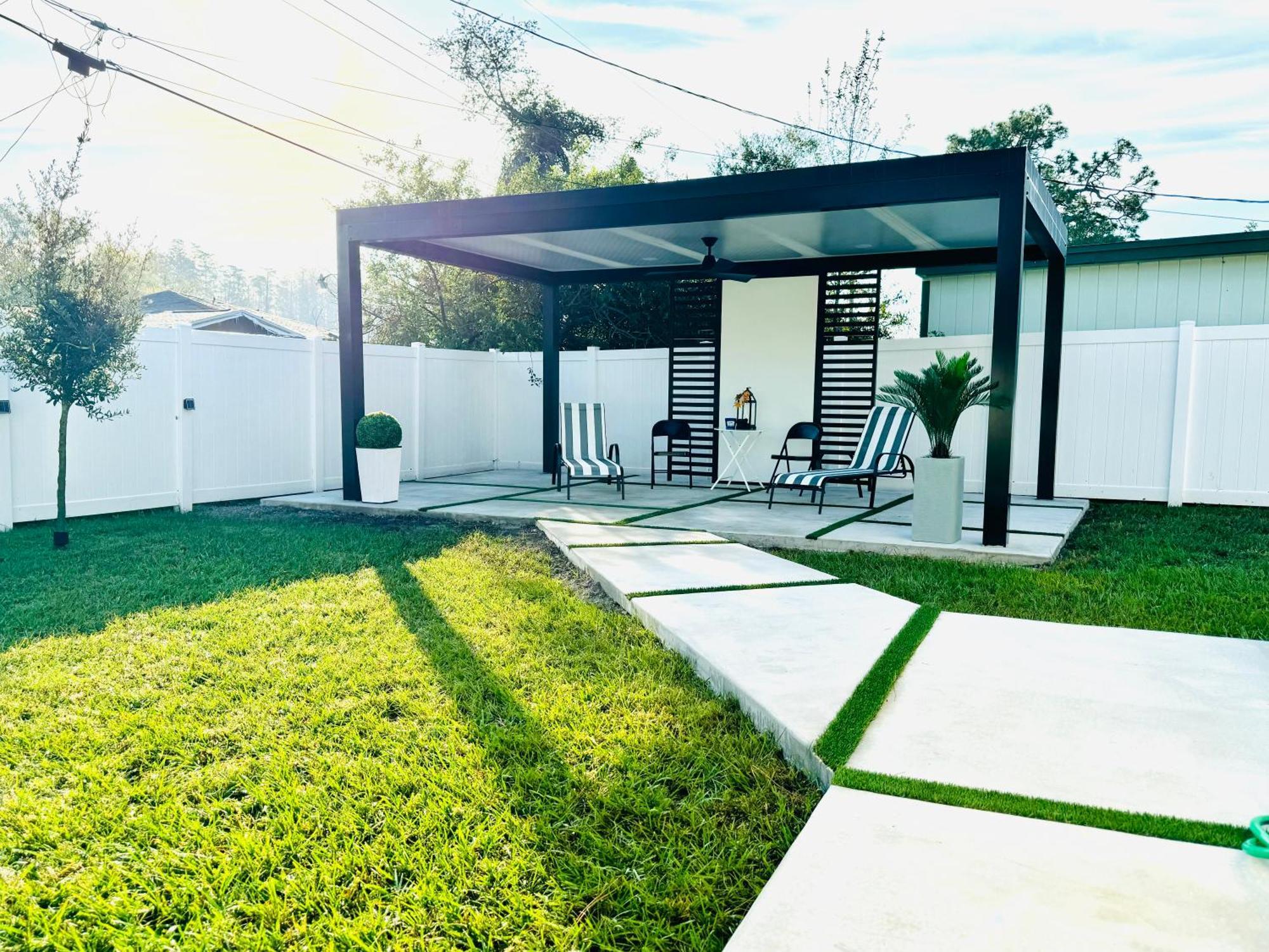 Brand New Tampa Oasis With Private Jacuzzi Retreat Vila Lutz Exterior foto